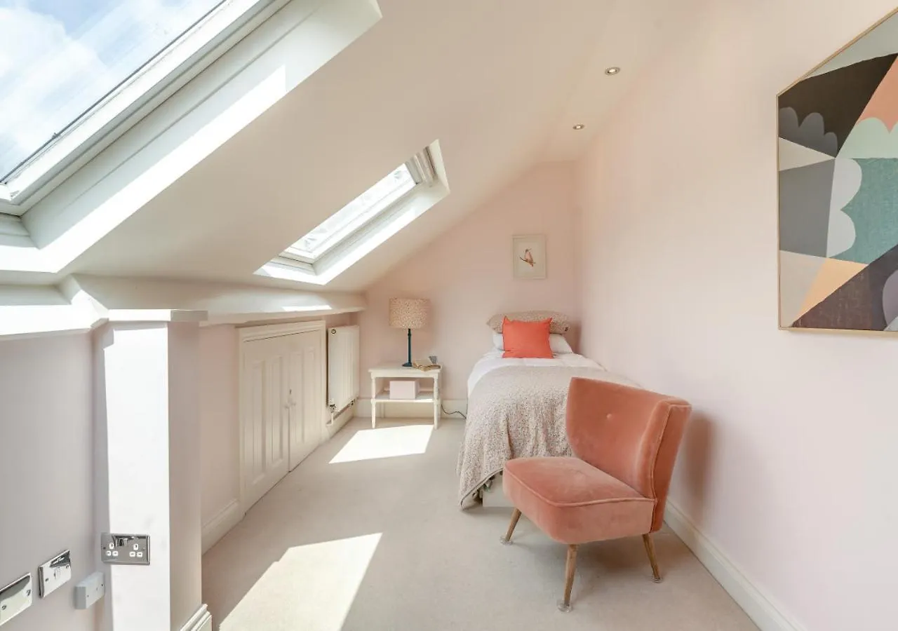Brynfield House Villa Newton  United Kingdom