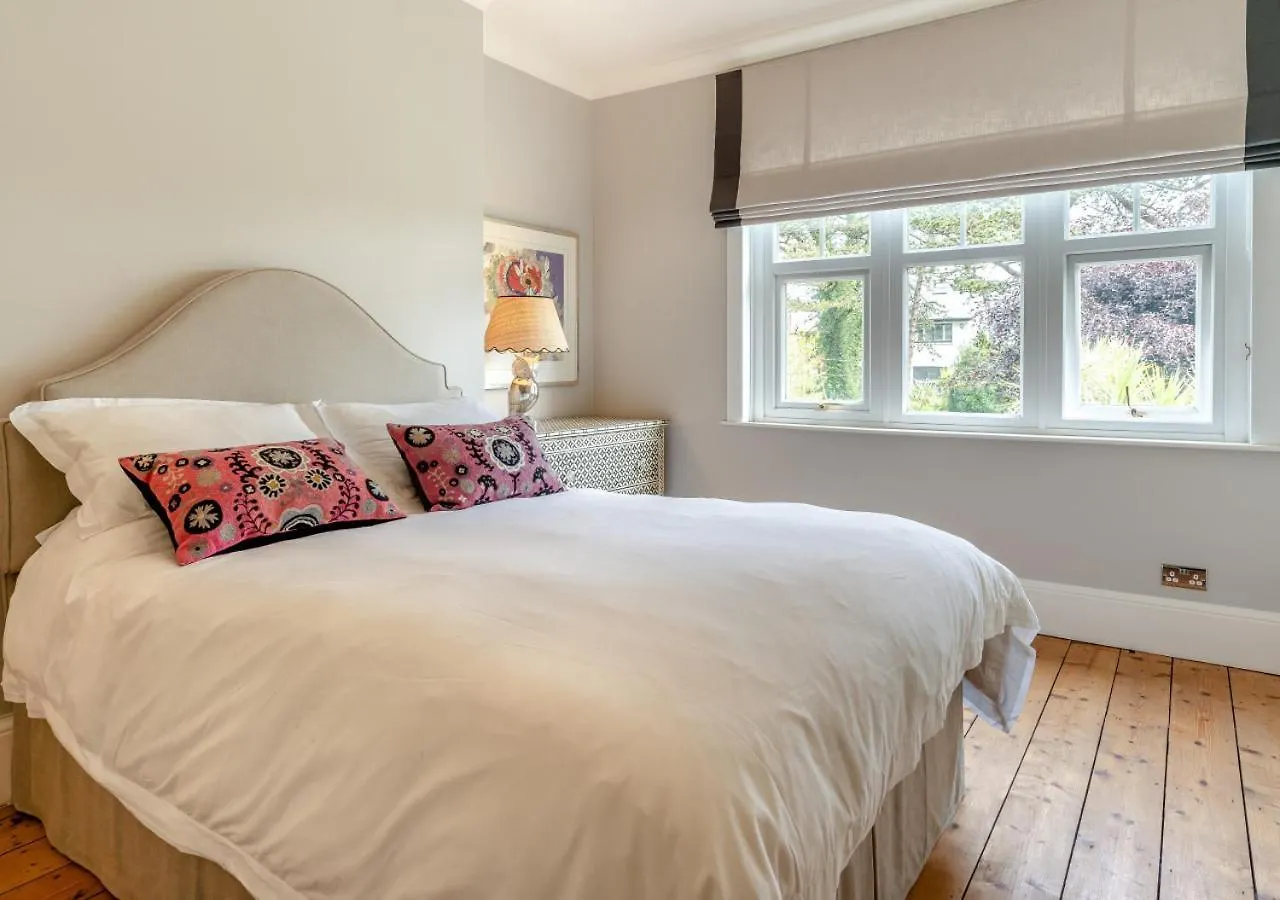 Brynfield House Villa Newton  United Kingdom